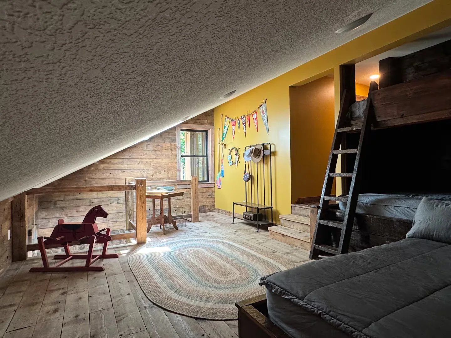 Private bedroom with river light